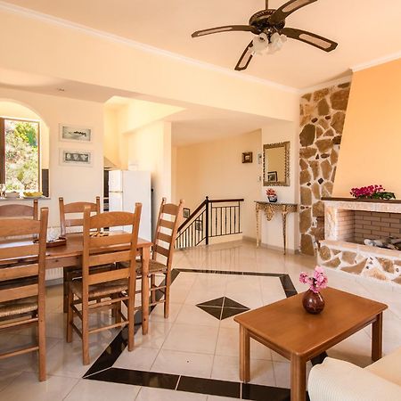 Villa Olive Farm à Agia Marina Extérieur photo
