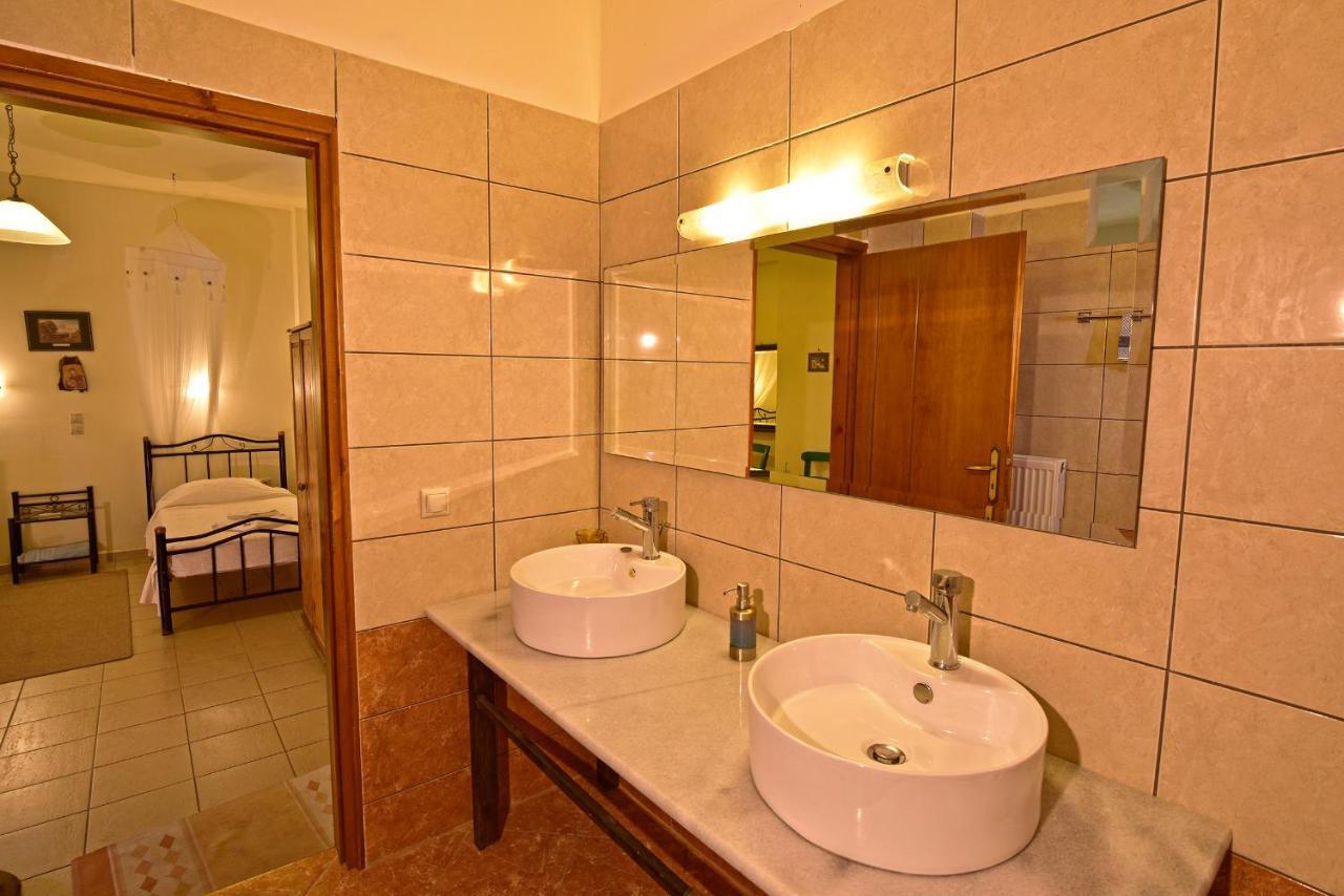 Villa Olive Farm à Agia Marina Extérieur photo