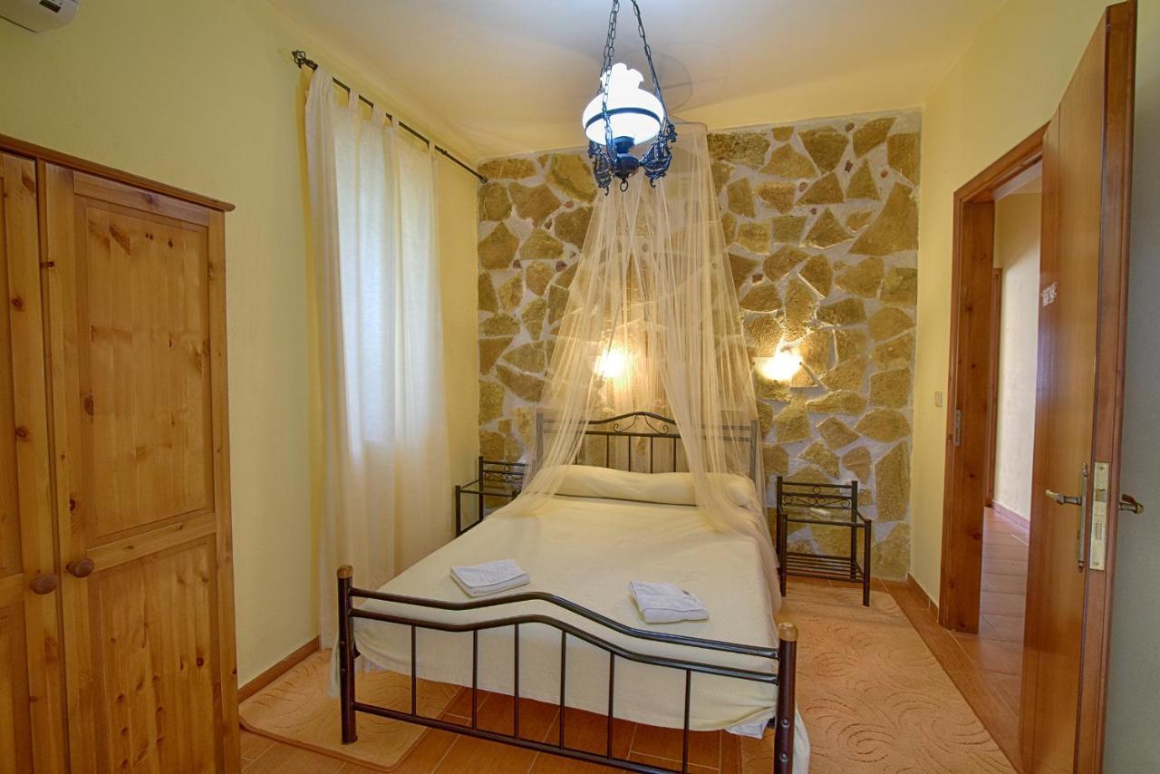 Villa Olive Farm à Agia Marina Extérieur photo