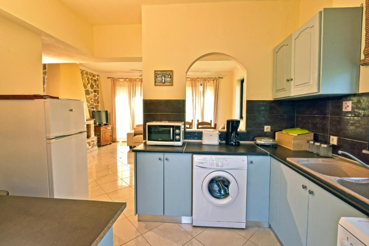 Villa Olive Farm à Agia Marina Extérieur photo